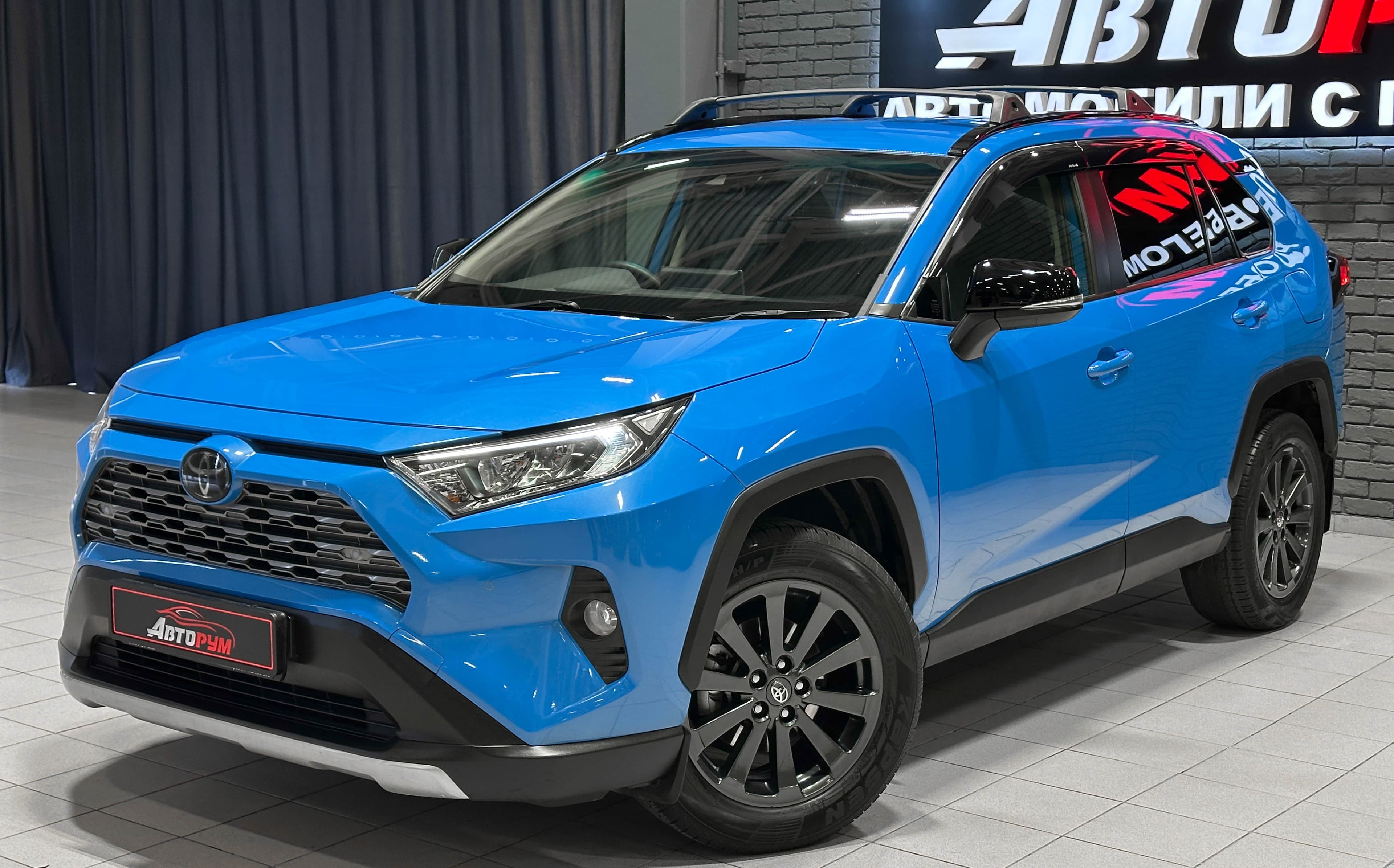 Toyota RAV4 - 2